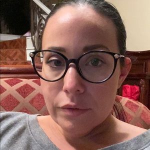 Meet your Posher, Elisabeth